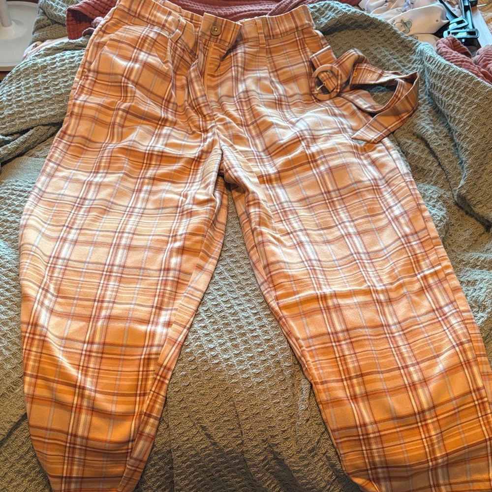 Plaid Tan women’s Pants